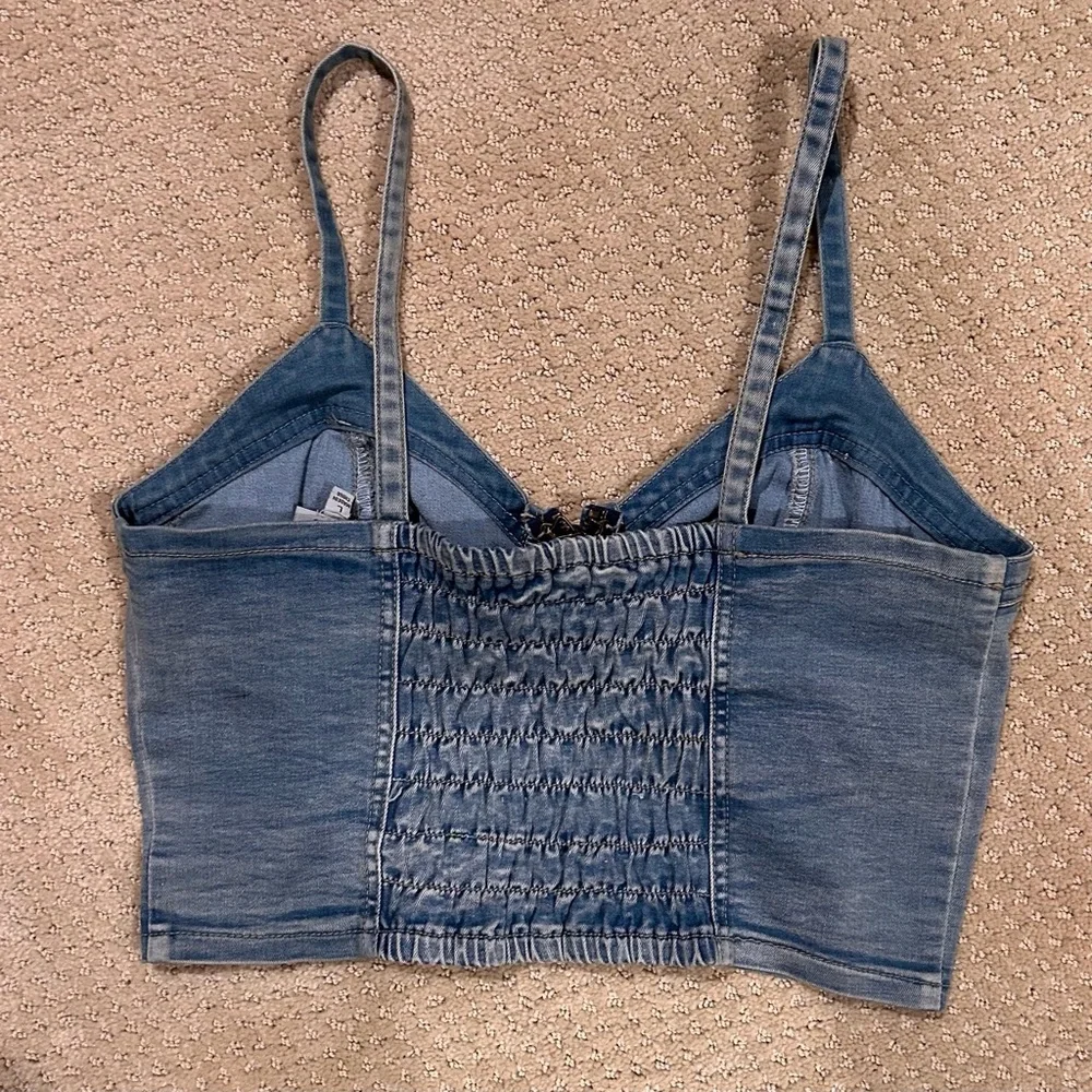 Hot & Delicious Denim Zip Front Crop Top Large